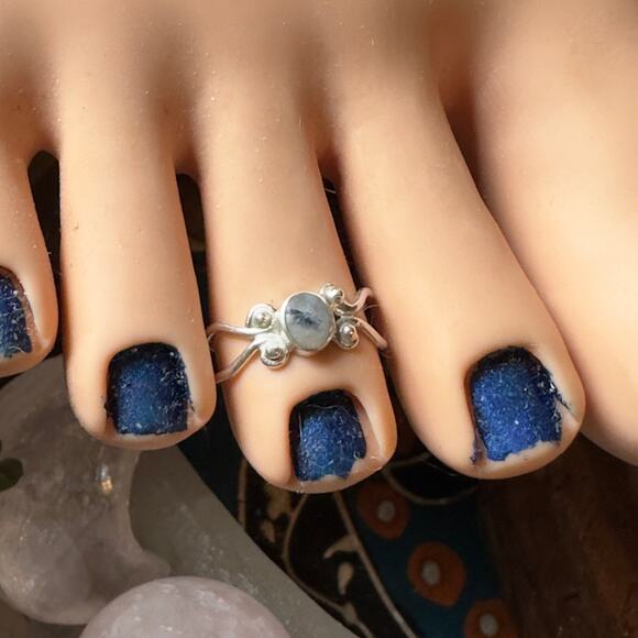Moonstone Sterling Silver Toe Ring - Picture 3 of 5